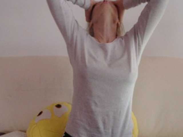 广播屏幕截图 Annzhelika