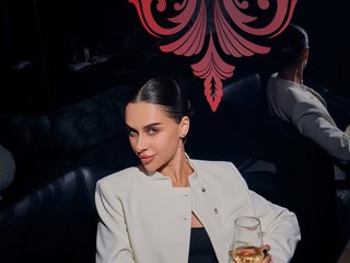 色情视频聊天 TatiUA