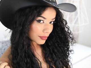 色情视频聊天 Anthonela-Mil