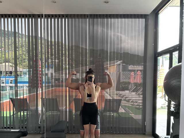 个人资料的照片 AnthoRausit