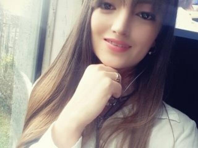 个人资料的照片 april-rosse