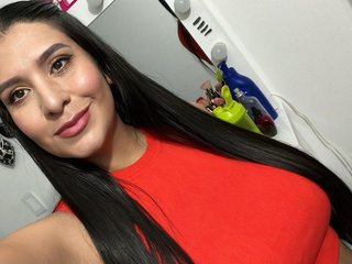 色情视频聊天 ariana-sexy-horny