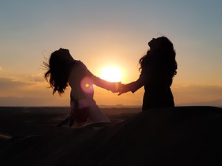 色情视频聊天 ARIANAA-EVEENSOON