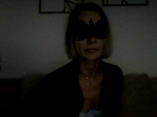 个人资料的照片 arianaaab