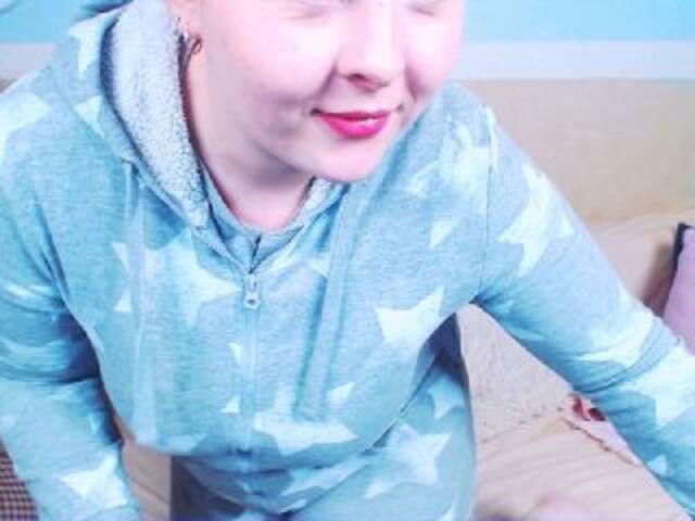 广播屏幕截图 AdeleAdelia