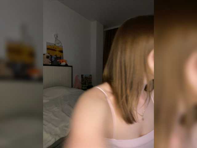 广播屏幕截图 HornySpring