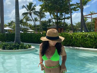 色情视频聊天 Arlecina