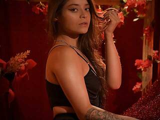 色情视频聊天 AryaLovejoy