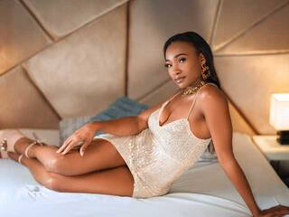 色情视频聊天 Asha-Kamara