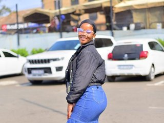 色情视频聊天 AshleyT255