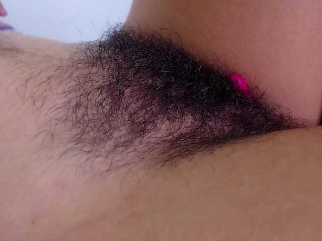 相片 Babe_ali HEY HRU? (GOAL IS DIRTY BLOW JOB) @sofar @total # deep #hairy #bush #big #natural #pussy #smalltits #bigass #cute #sexy