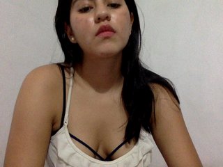 相片 babyaleja Babyaleja's room - Im alone and horny, -300 tips to cum- do u wanna play with me? #sexy #18 #asian #hairy #bigboobs