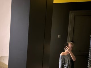色情视频聊天 BabyPixie