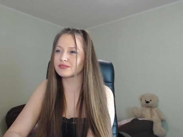 广播屏幕截图 _YoungGirl_