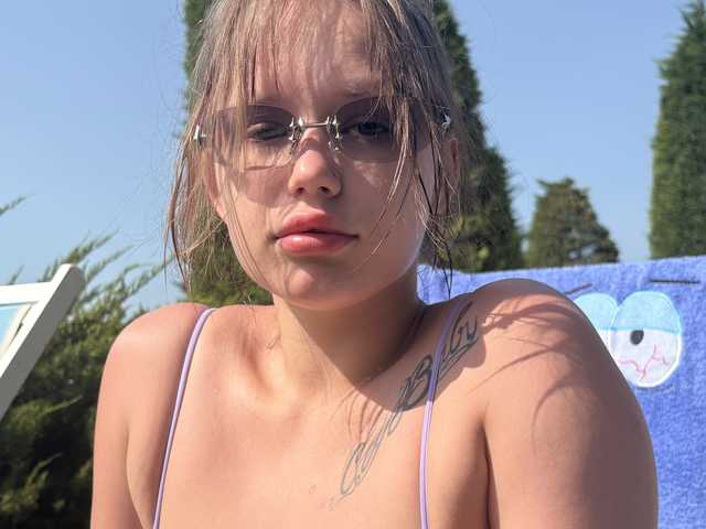 个人资料的照片 Bamb1-boobs