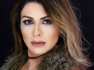 色情视频聊天 BARBARELAMILF