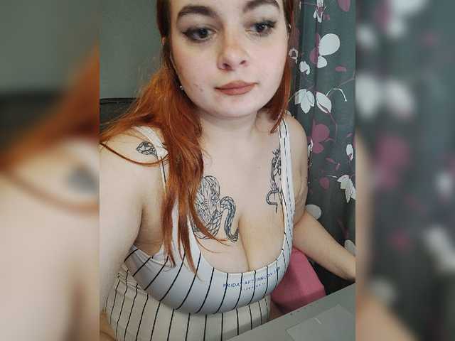 相片 BBWMarcy Heya everyone ) My pvt is open) Let's fuck my pussy and cum together ) 5tk hard vibe make me cum so soon