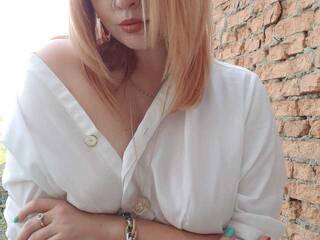 色情视频聊天 Beginning