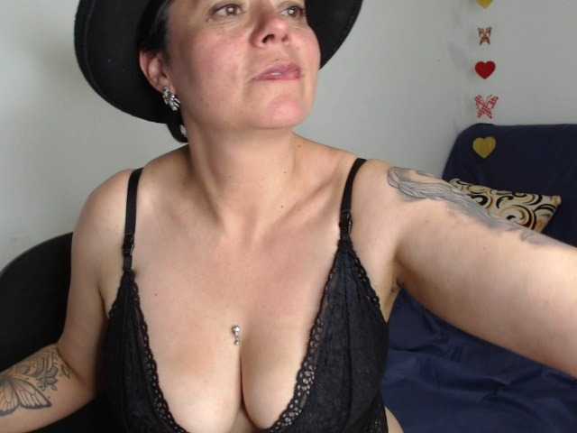 广播屏幕截图 bella-devil