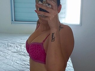 色情视频聊天 BellaSexy