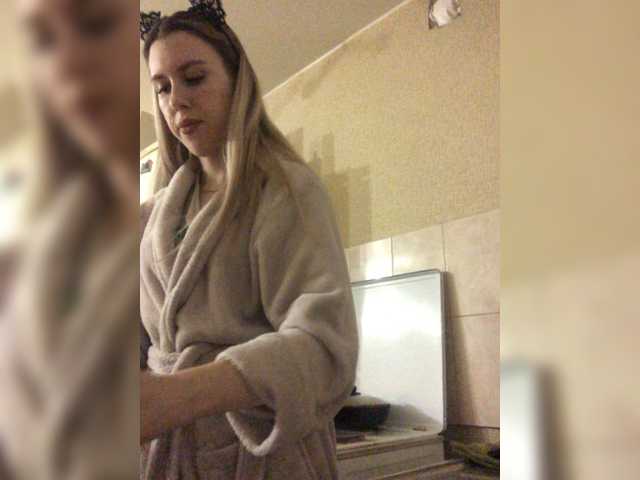 广播屏幕截图 bellaStrip