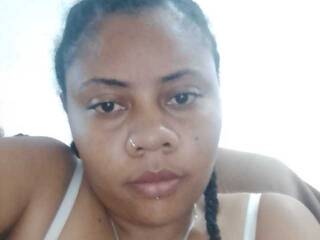 色情视频聊天 Bellesexy95