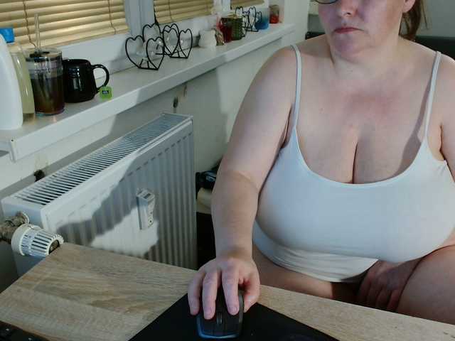 广播屏幕截图 Bessy123