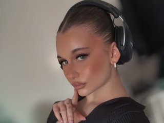 色情视频聊天 BettyGrey