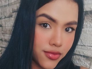 色情视频聊天 Bicky24