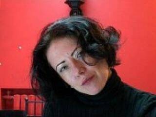 色情视频聊天 bidelia