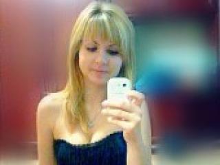 色情视频聊天 blonde18