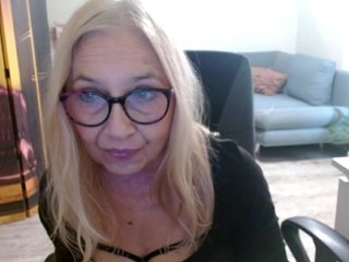 色情视频聊天 BlondeSofia