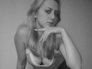 色情视频聊天 blondias