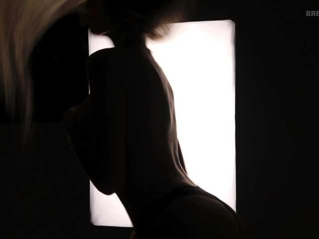 广播屏幕截图 ALVUWKA