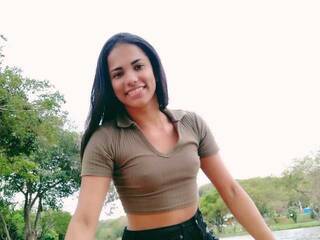 色情视频聊天 MorenaGoldd