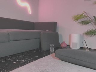 色情视频聊天 Monicami