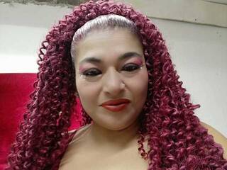 色情视频聊天 BrianaSquirt