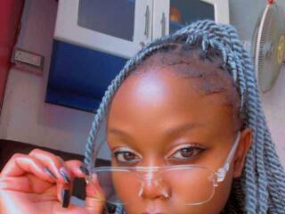 色情视频聊天 Bubbly-petite