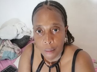 色情视频聊天 Bustylove27