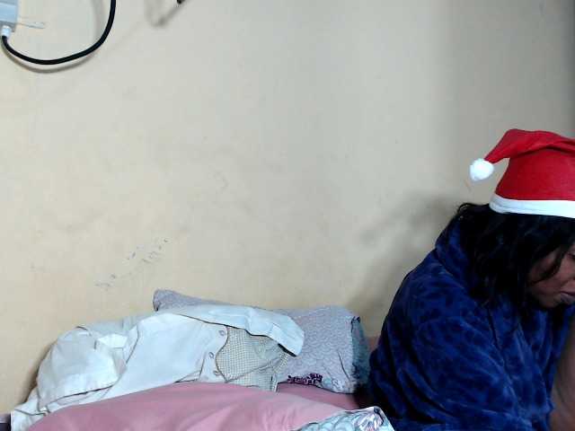 广播屏幕截图 BustyLoveers
