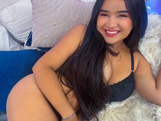 色情视频聊天 CamilaRioss