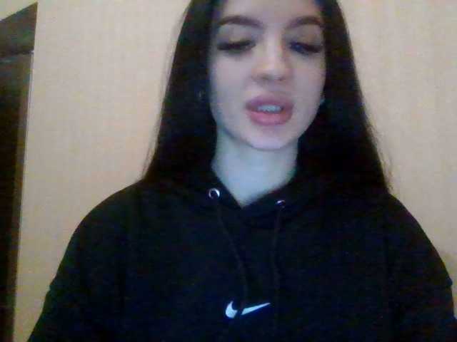 广播屏幕截图 camillarose