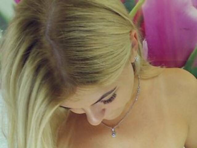 广播屏幕截图 CamomillaG