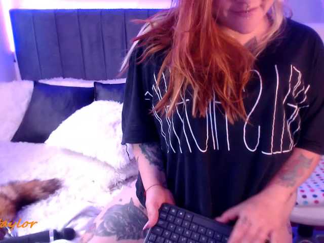 相片 camyttaylor SPANKATON 3 TK =1 SLAP ASS **GOAL SHOW DP 5000 ♥♥ ♥♥ LET'S PLAY ♥♥ WIN MY SNAP #bbw #bigass #bigtits #feet #deepthroat ♥♥♥♥♥ left to goal 4887