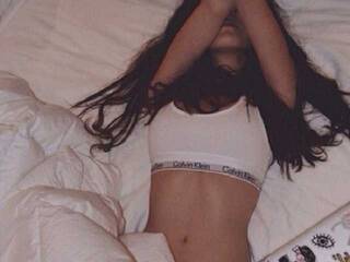 色情视频聊天 Carito35