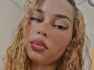 色情视频聊天 Carlinha110