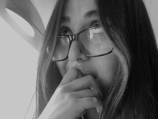 色情视频聊天 Caroline12