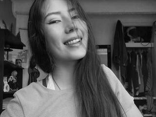 色情视频聊天 Carolinexxx-1