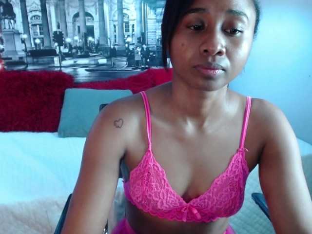 广播屏幕截图 CarolinnHub