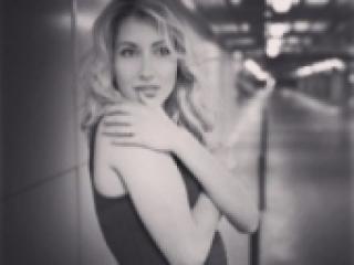 色情视频聊天 carriejones